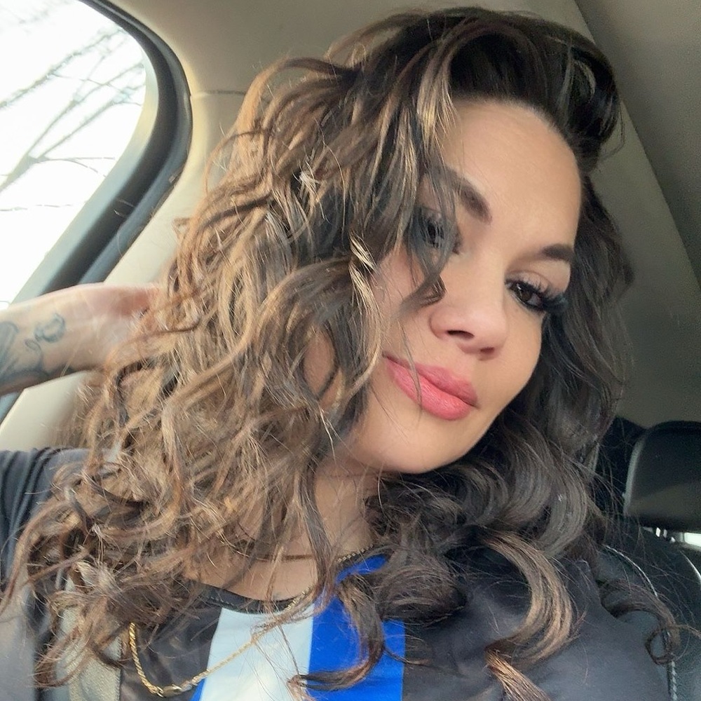 Meet your Posher, Lynda